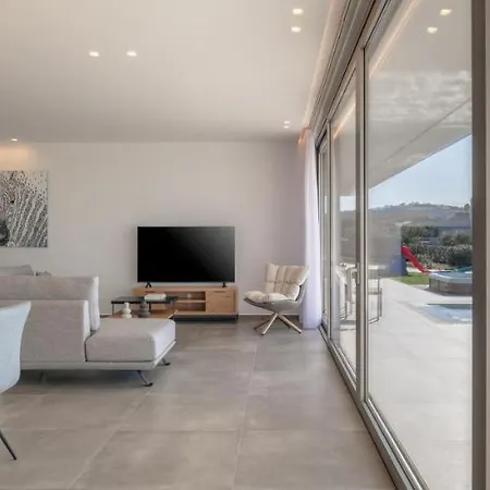 Margaret Villa, Featuring A Heated Whirlpool, By Thinkvilla Vilă
